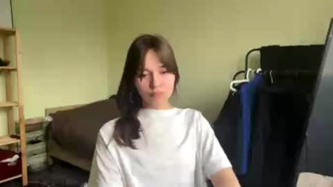 Snapshot of augustinafailey chatting on 04.07.26 Mari online show from 04.07.26