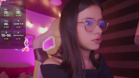 aura_rouss online show from 01.07.26