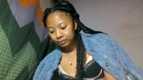 Snapshot of aurelie08 chatting on 06.30.26 aurelie08 online show from 06.30.26