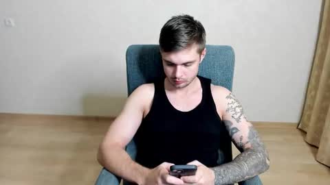 Snapshot of aurelius_x1 chatting on 02.15.26 Maks online show from 02.15.26