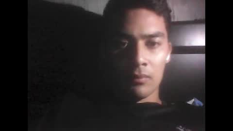 Snapshot of aureliv1 chatting on 01.05.25 Aureliano online show from 01.05.25