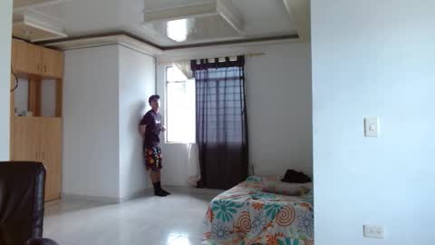 Snapshot of aureliv1 chatting on 09.25.25 Aureliano online show from 09.25.25