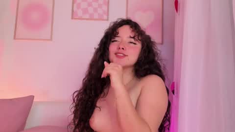 Snapshot of aurora_aaa chatting on 02.22.25 Aurora online show from 02.22.25