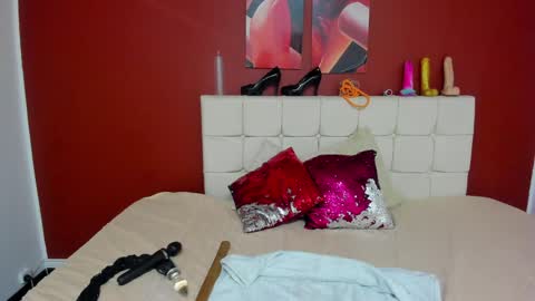 Snapshot of aurora_doll_ chatting on 01.25.25 AURORA online show from 01.25.25