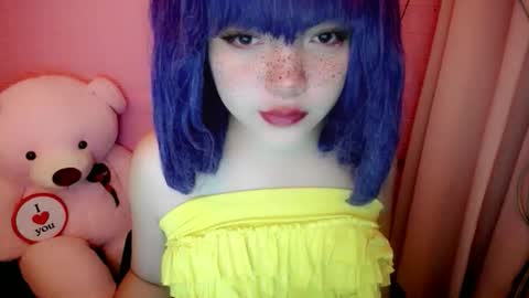 cute online show from 05.25.26