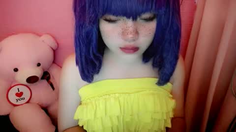 cute online show from 05.26.26