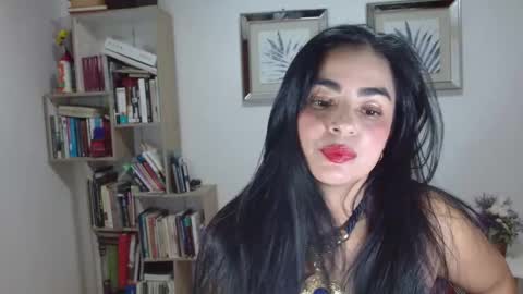 Snapshot of aurora_williams1 chatting on 01.17.25 Aurora online show from 01.17.25
