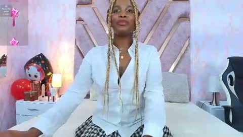 Ariana online show from 10.31.25