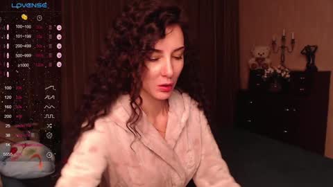 Aurora online show from 01.12.25