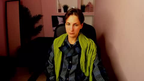 Aurora online show from 02.06.25