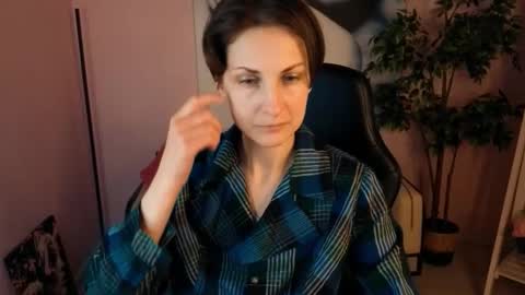 Snapshot of aurorascript chatting on 02.21.26 Aurora online show from 02.21.26