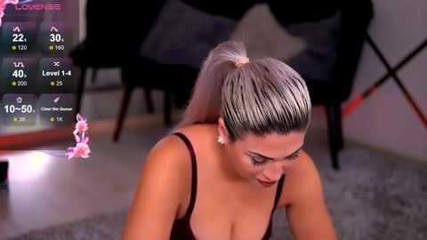 Aurorasins online show from 11.24.25