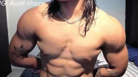 Snapshot of austiin_haze chatting on 05.10.26 Austin online show from 05.10.26