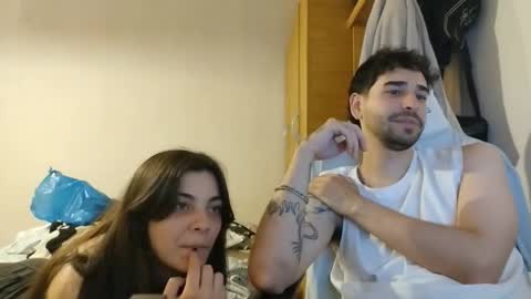 Snapshot of austinavril chatting on 11.26.25 austinavril online show from 11.26.25