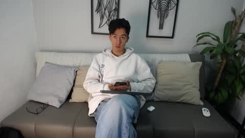 Snapshot of austinreeds chatting on 11.18.25 austinreeds online show from 11.18.25