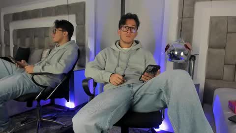 Snapshot of austinreeds chatting on 02.28.26 austinreeds online show from 02.28.26