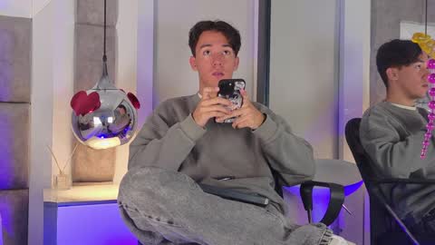 austinreeds online show from 04.03.26