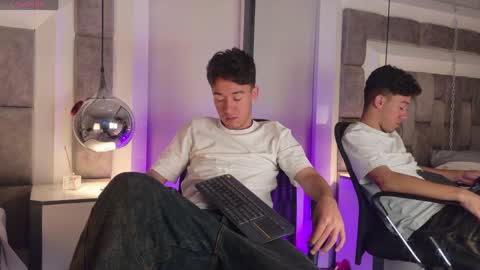 austinreeds online show from 05.15.26