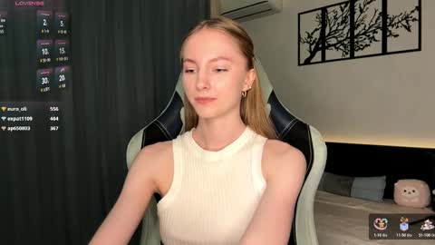 Annie online show from 11.23.25