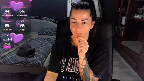 Ava online show from 01.03.25