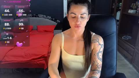 Ava online show from 01.10.25