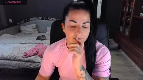 Ava online show from 11.22.25