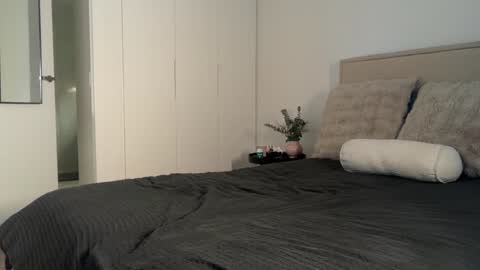 Ava  online show from 02.08.26