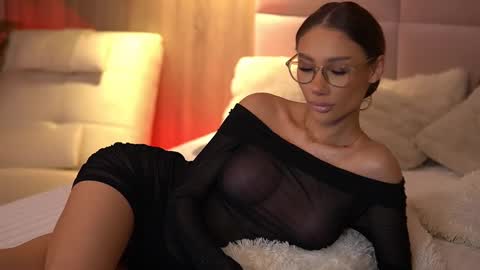 Ava online show from 02.19.25