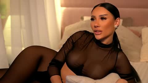 Ava online show from 04.10.26