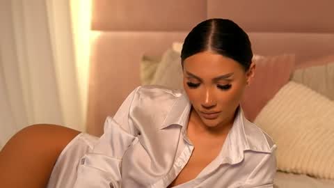 Ava online show from 04.14.26