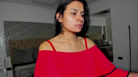 Snapshot of ava_jones69 chatting on 10.10.25 Ava online show from 10.10.25