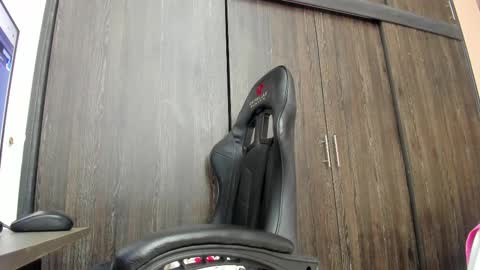 Snapshot of avaa_am chatting on 03.09.25 AVA online show from 03.09.25