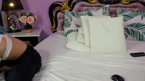 avaaaddamss online show from 04.17.26