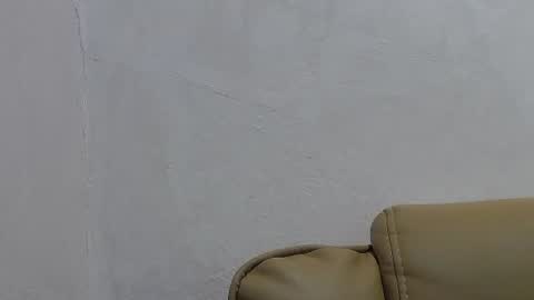 Snapshot of avablue_ chatting on 06.25.26 online show from 06.25.26
