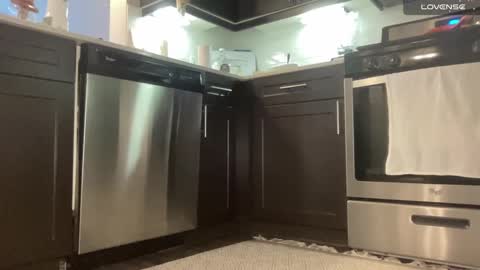 Ava . Support my channel by using my affiliate link to make your account  Thanks  online show from 03.01.25