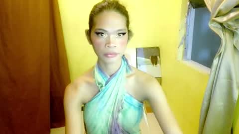 avacadaxcx online show from 10.30.25