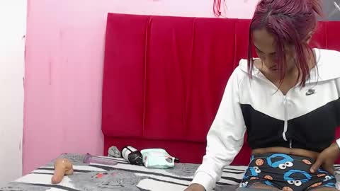 avalericherrycm101 online show from 02.14.25