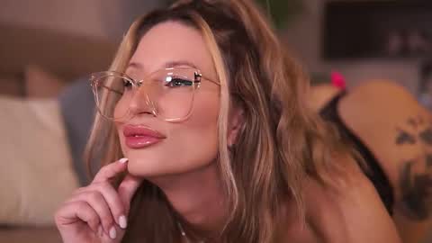 Ava online show from 03.04.26