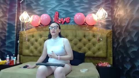 Snapshot of avanahomi chatting on 09.10.25 avanahomi online show from 09.10.25