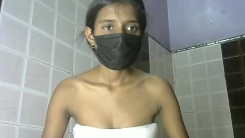 avery_lust01 online show from 05.18.26