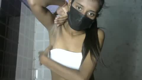 Snapshot of avery_lust01 chatting on 06.03.26 avery_lust01 online show from 06.03.26