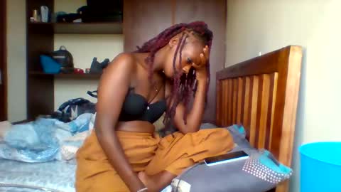 averygoodbadgirl online show from 05.13.26