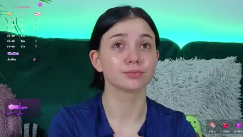 Snapshot of averywillow chatting on 10.06.25 AveryWillow online show from 10.06.25