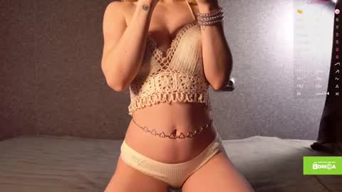 Snapshot of avr0ria chatting on 02.16.25 avr0ria online show from 02.16.25