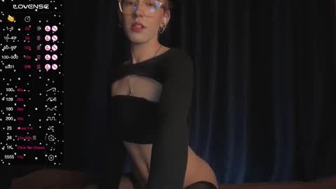 Snapshot of avril_pearly_ chatting on 03.07.25 avril_pearly_ online show from 03.07.25