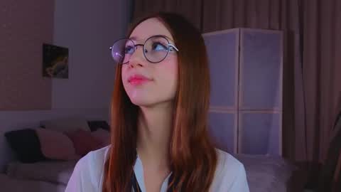 Avril online show from 11.17.25