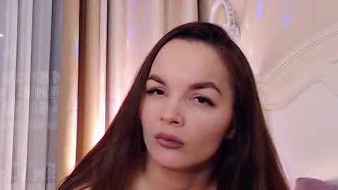 Avrora Inst online show from 01.31.25