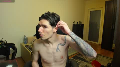 Snapshot of awesome_justin chatting on 01.30.25 Justin online show from 01.30.25