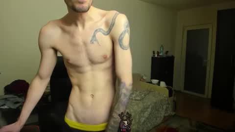 Snapshot of awesome_justin chatting on 11.14.25 Justin online show from 11.14.25