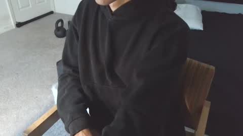 Snapshot of awwdi1 chatting on 12.17.24 Edward Skellington online show from 12.17.24